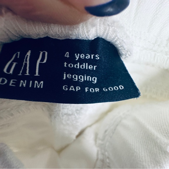 GAP Kids White Jeans - Size: 4 - NWT - Picture 5 of 6